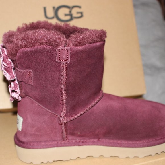 UGG Shoes Ugg Girls Boots Bailey Bow Crushed Velvet Size 5 Poshmark